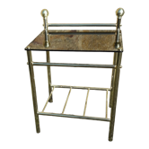Table de chevet ou bout de canapé en verre miroir et métal doré