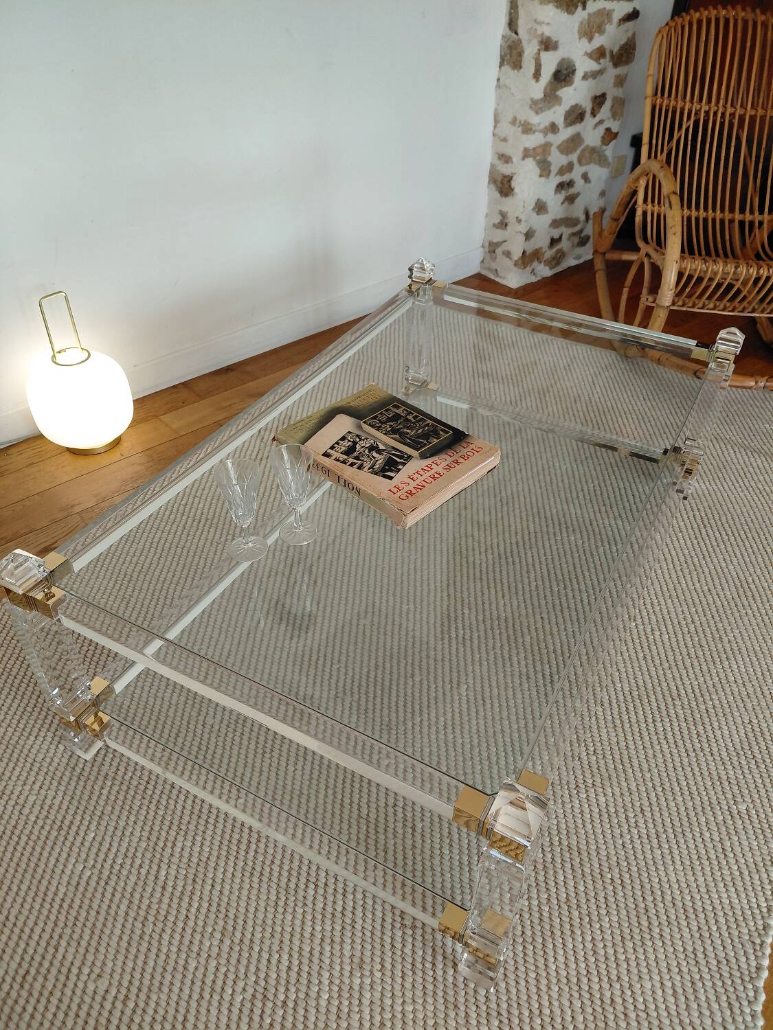 Table XL Laiton massif et Plexiglas-Style Jansen 1970