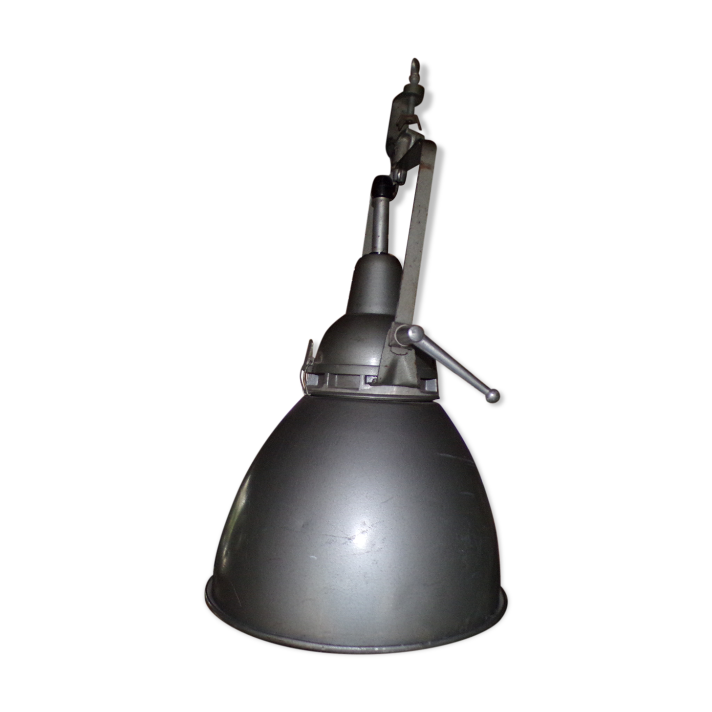 Industrial workshop lamp suspension