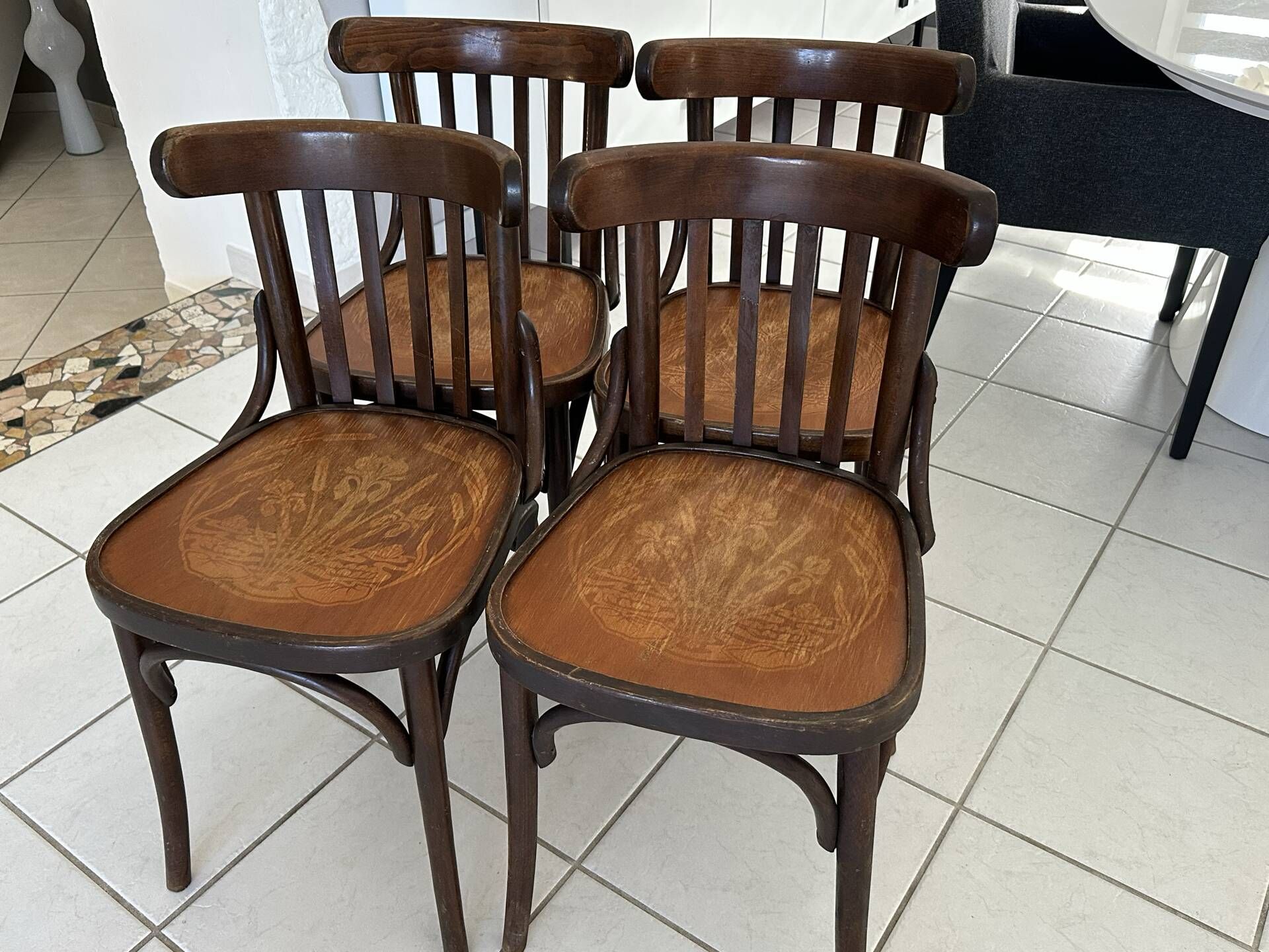Set of 4 vintage bistro chairs from the 1960s.
