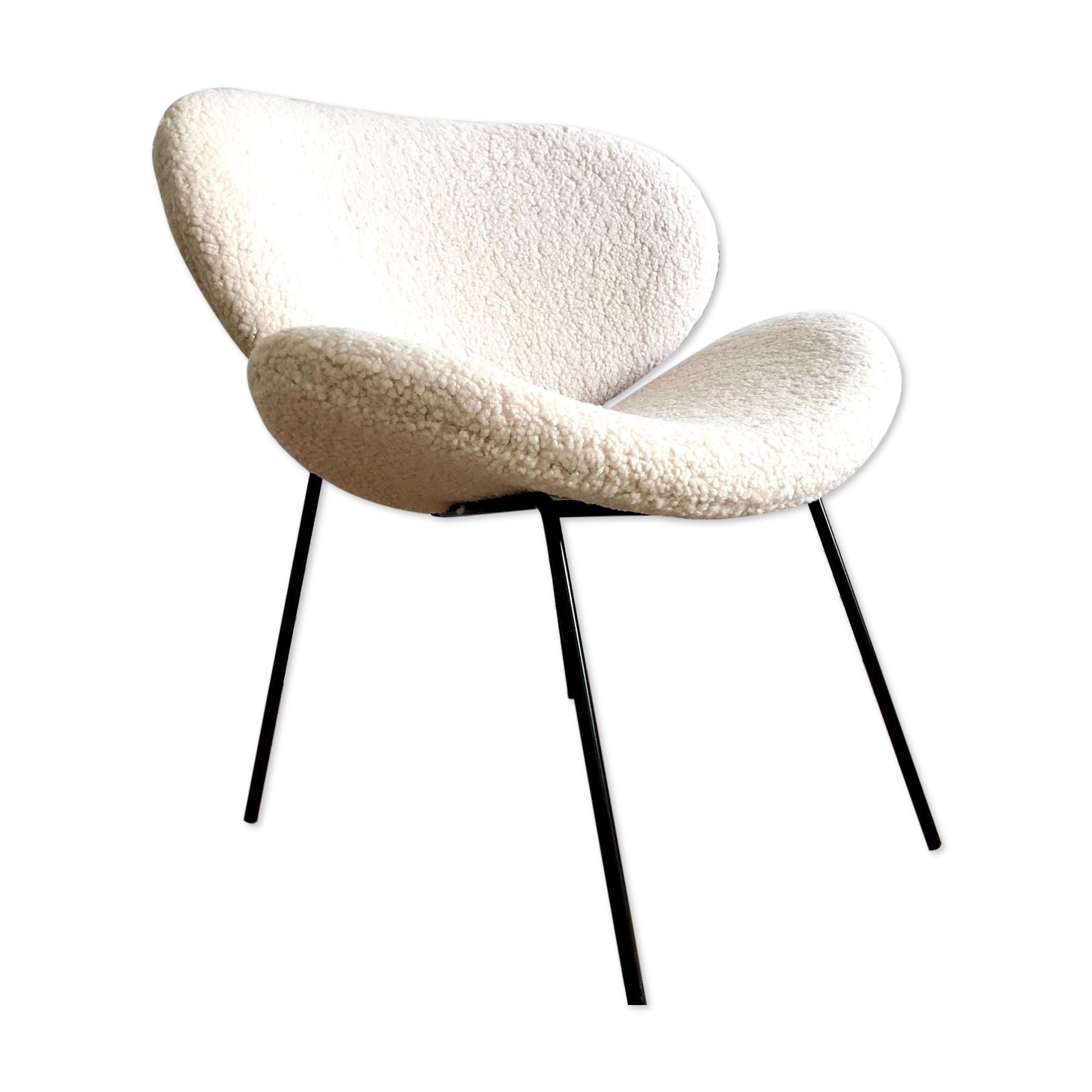 Contemporary design armchair in sheepskin