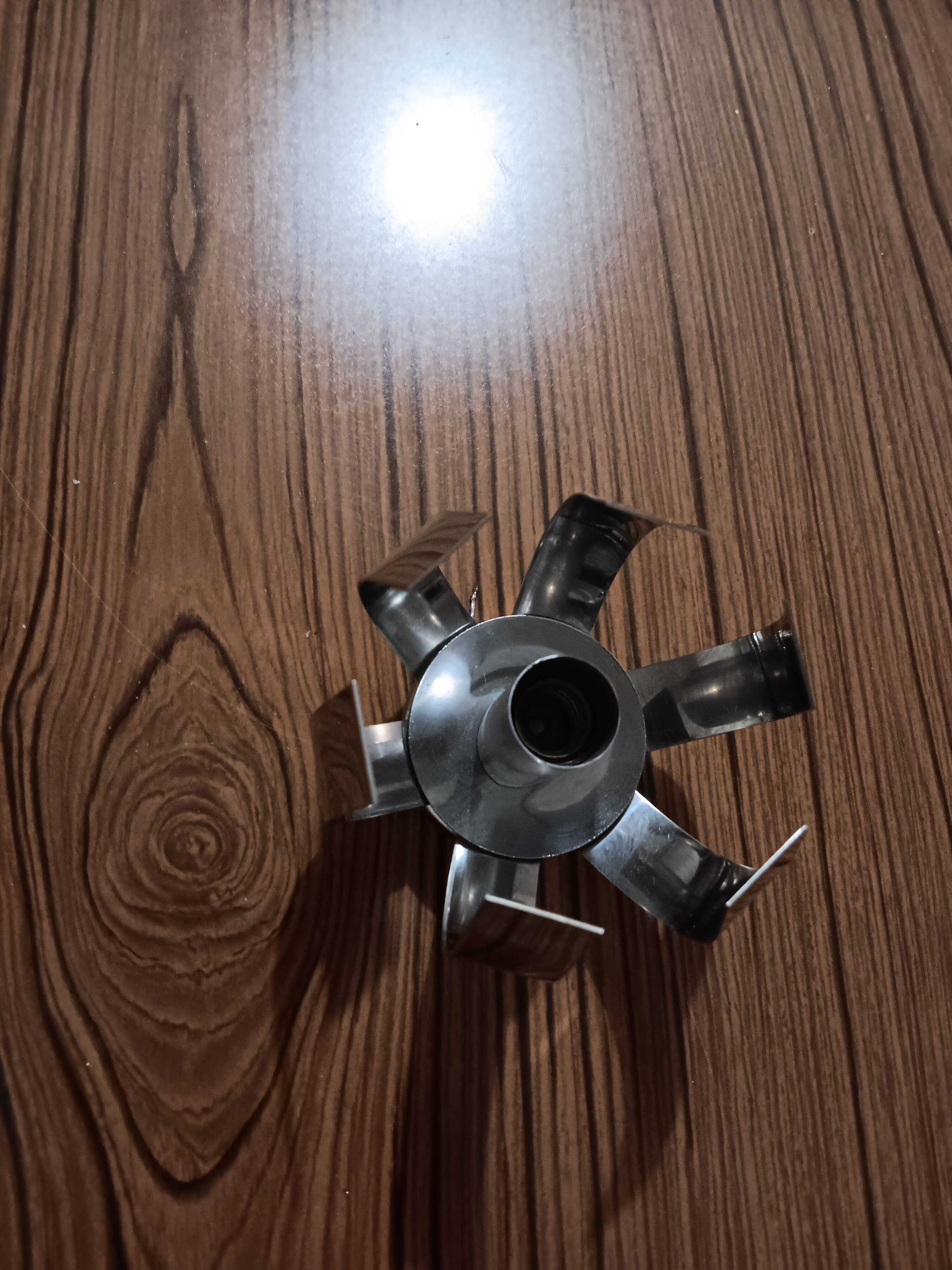 Space-age flower applique