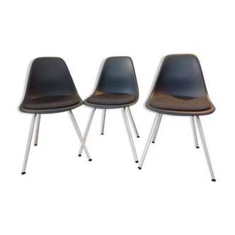 DSX chairs by Charles & Ray Eames edition Vitra