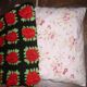 Housse de coussin crochet noir vert et rouge 35X50