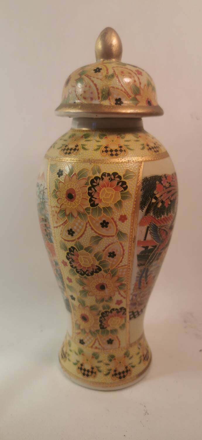 Beautiful set of 3 old Japanese SATSUMA VASES