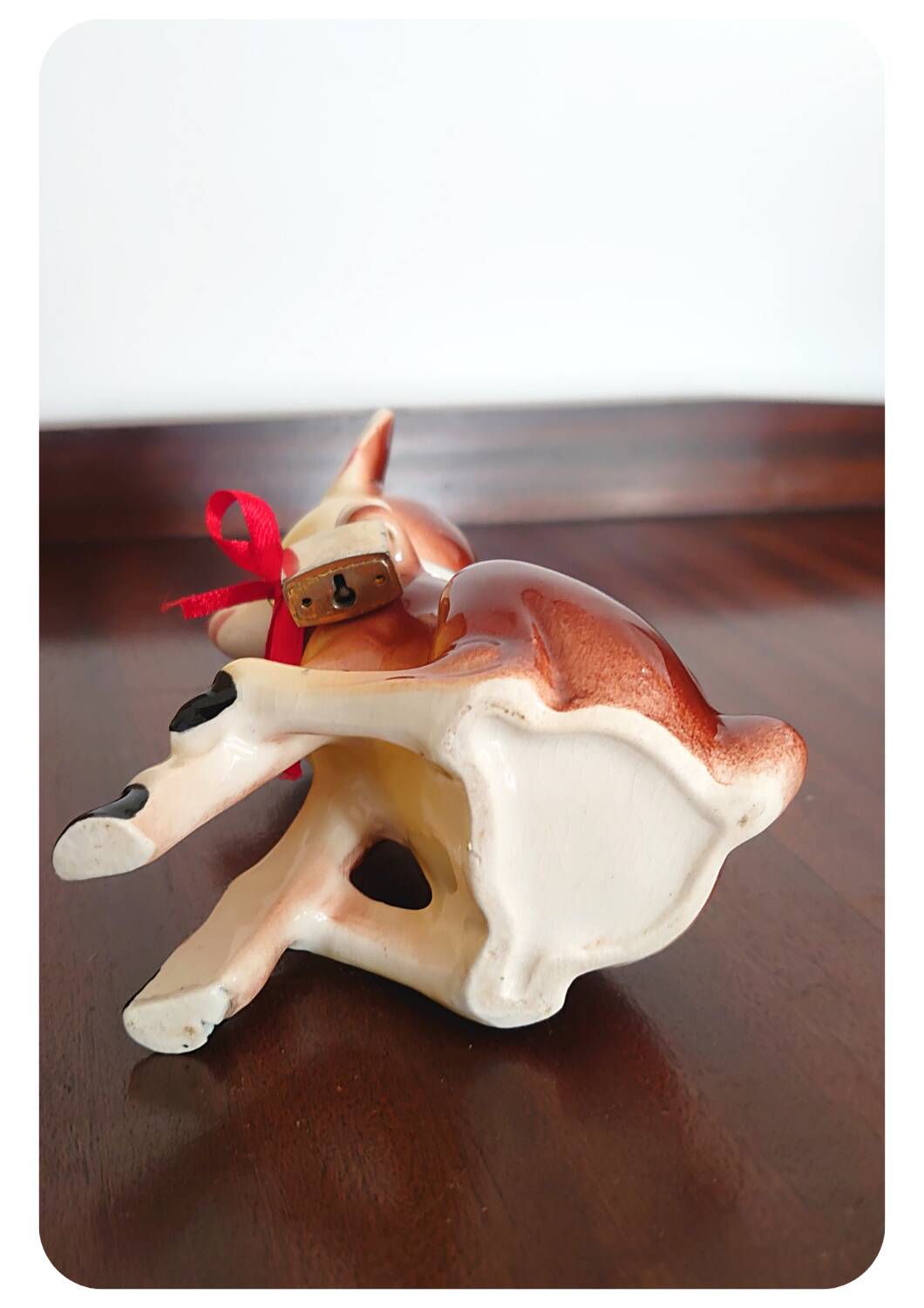 Tirelire de cerf en céramique vintage avec serrure et clé