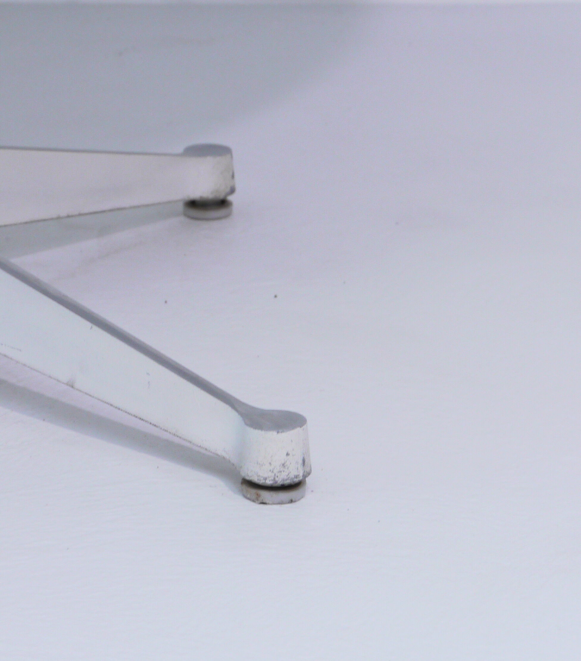 Dining set by Charles et Ray Eames for Herman Miller, 1970