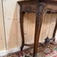 Console Louis XV en noyer massif sculpté, plateau marbre brèche