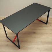Bureau en acacia, design italien, années 1980, production : Italie