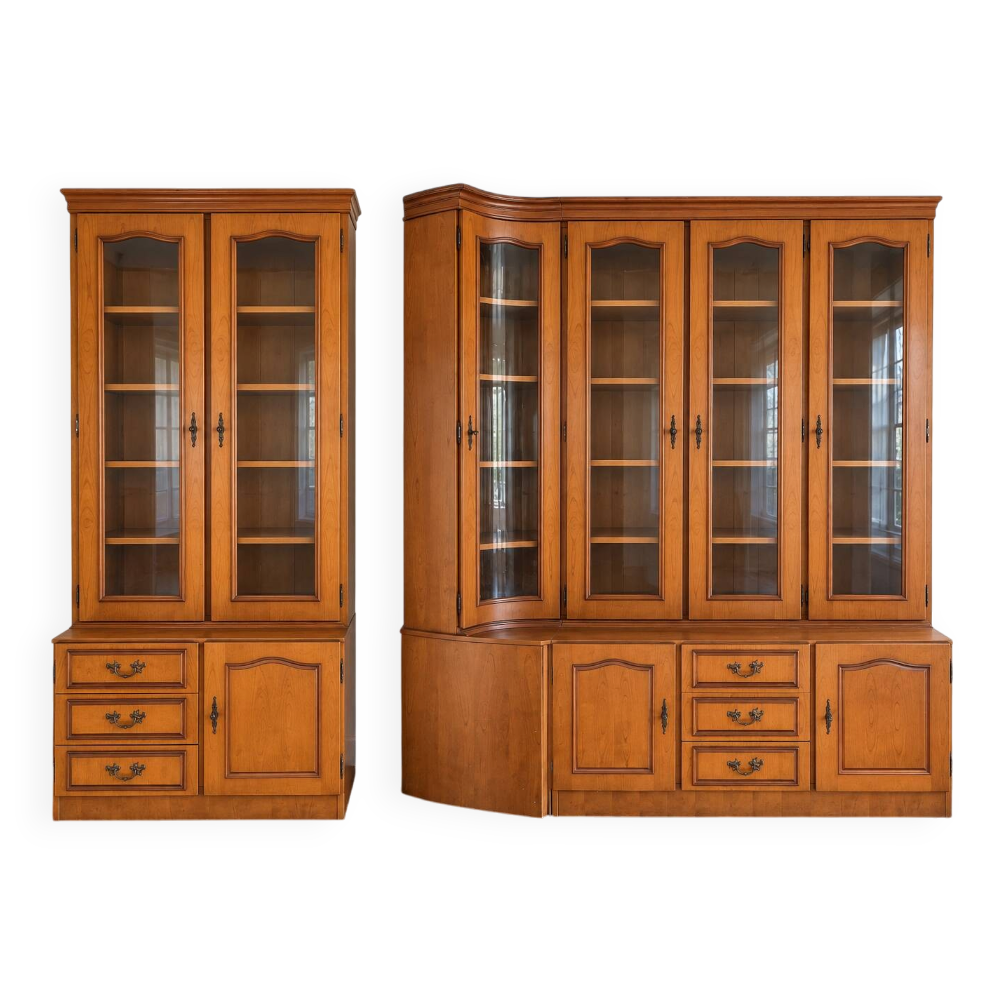 Showcase library in solid wood with two sections
