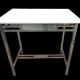 Bureau table d appoint Art Déco cuivre nikelé et marbre blanc