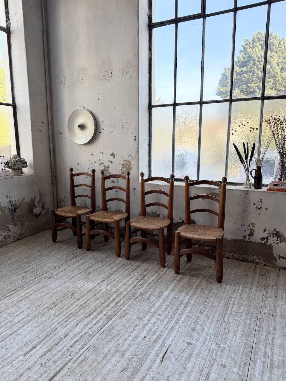 Set of 4 oak and straw chairs Dudouyt 1940