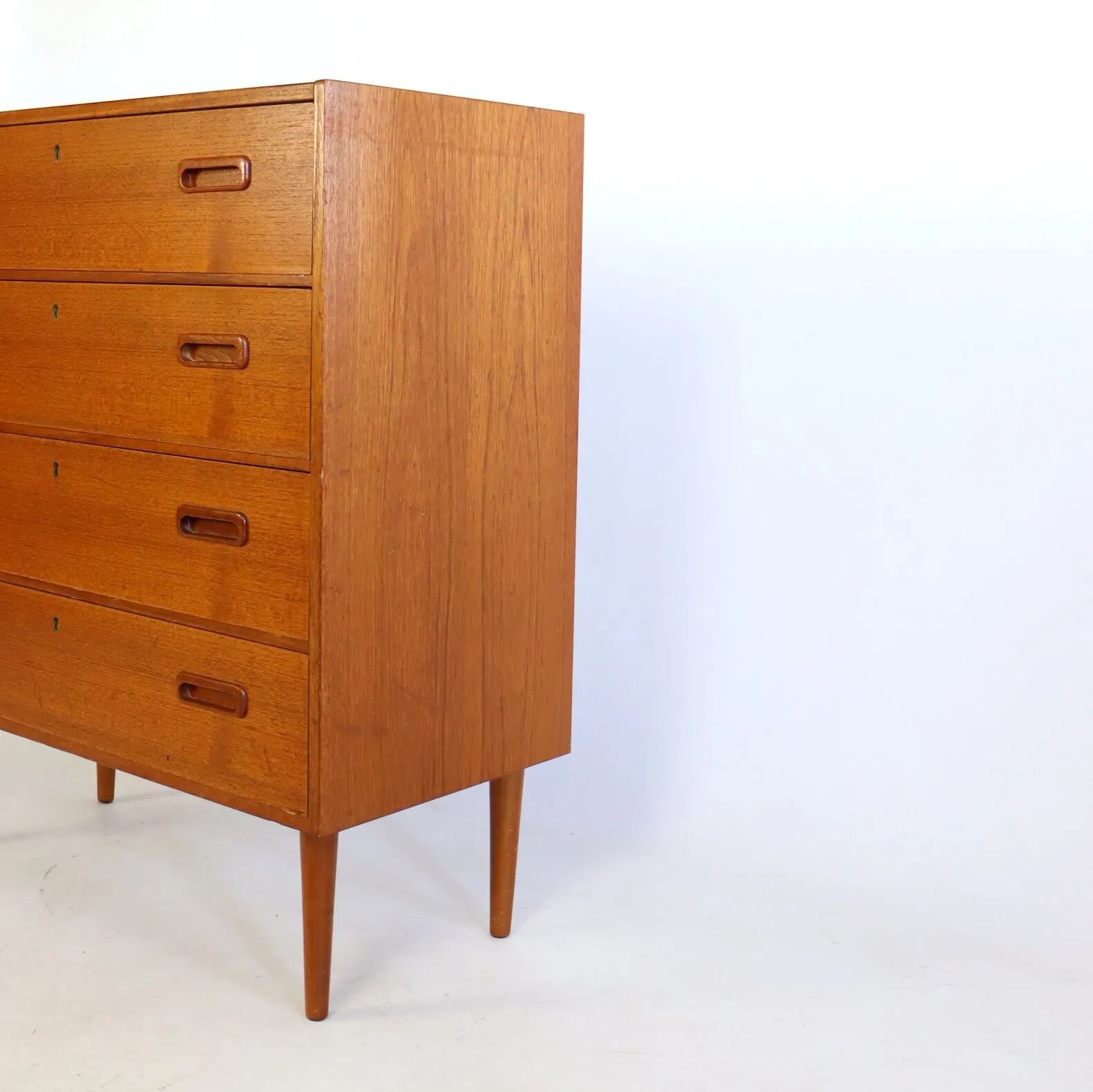 Teak chest of drawers with four drawers