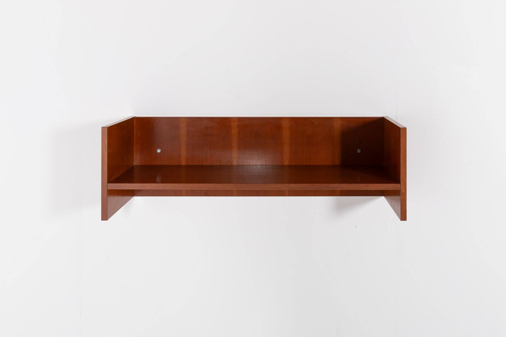 1980’s Vintage Italian design wall shelf/bookshelf