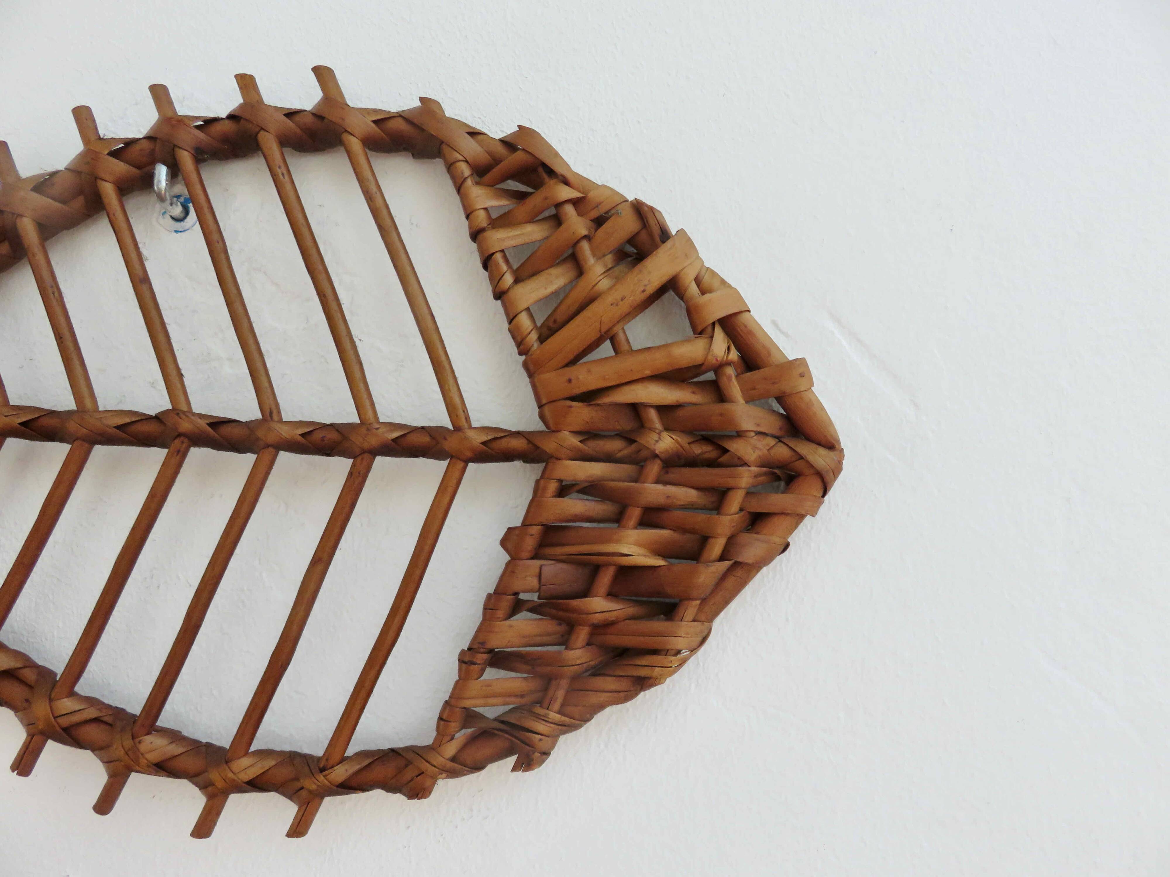 Wall rattan fish