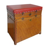 Stool chest fisherman's seat