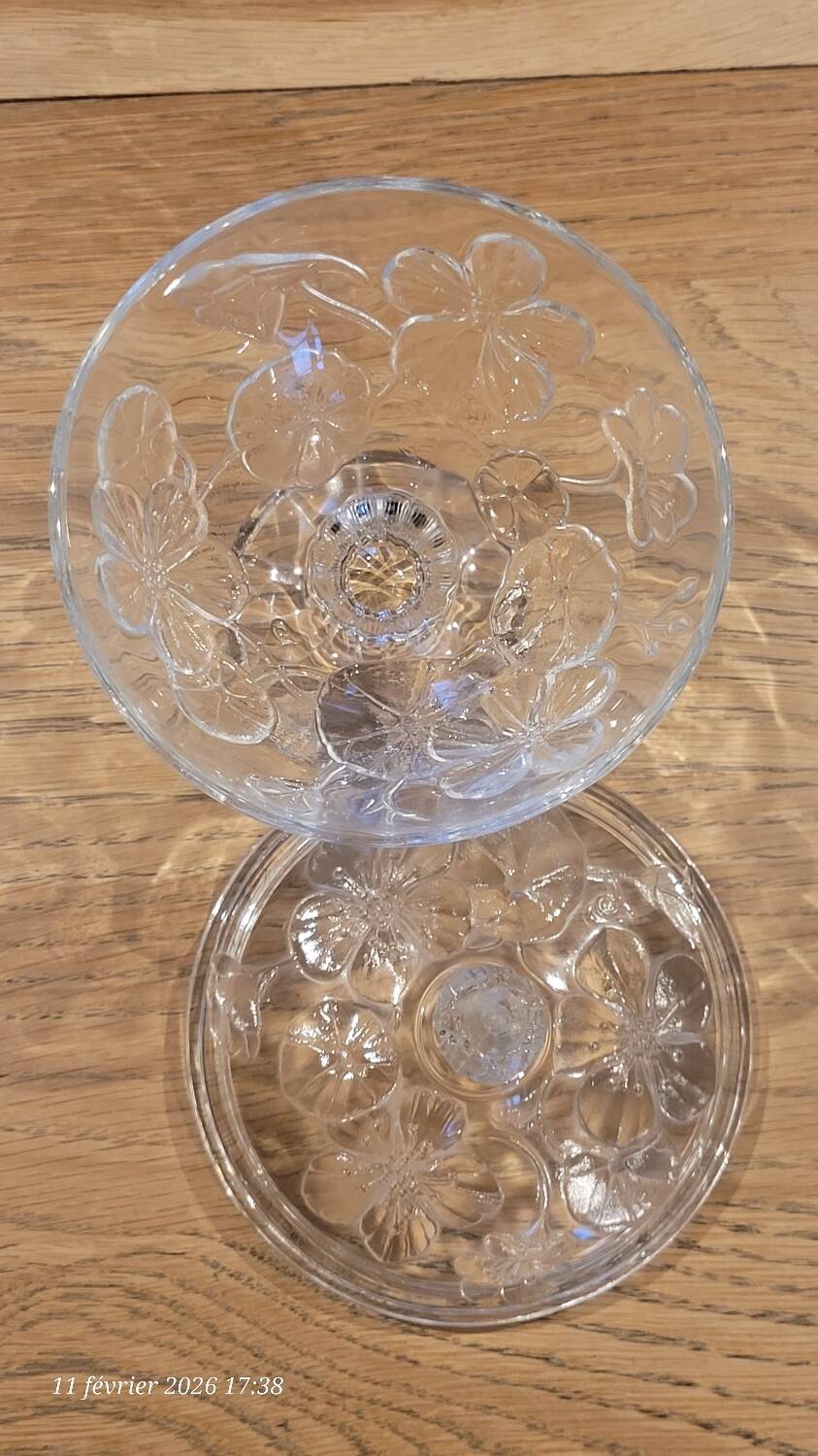 Pressed glass bonbonnière
