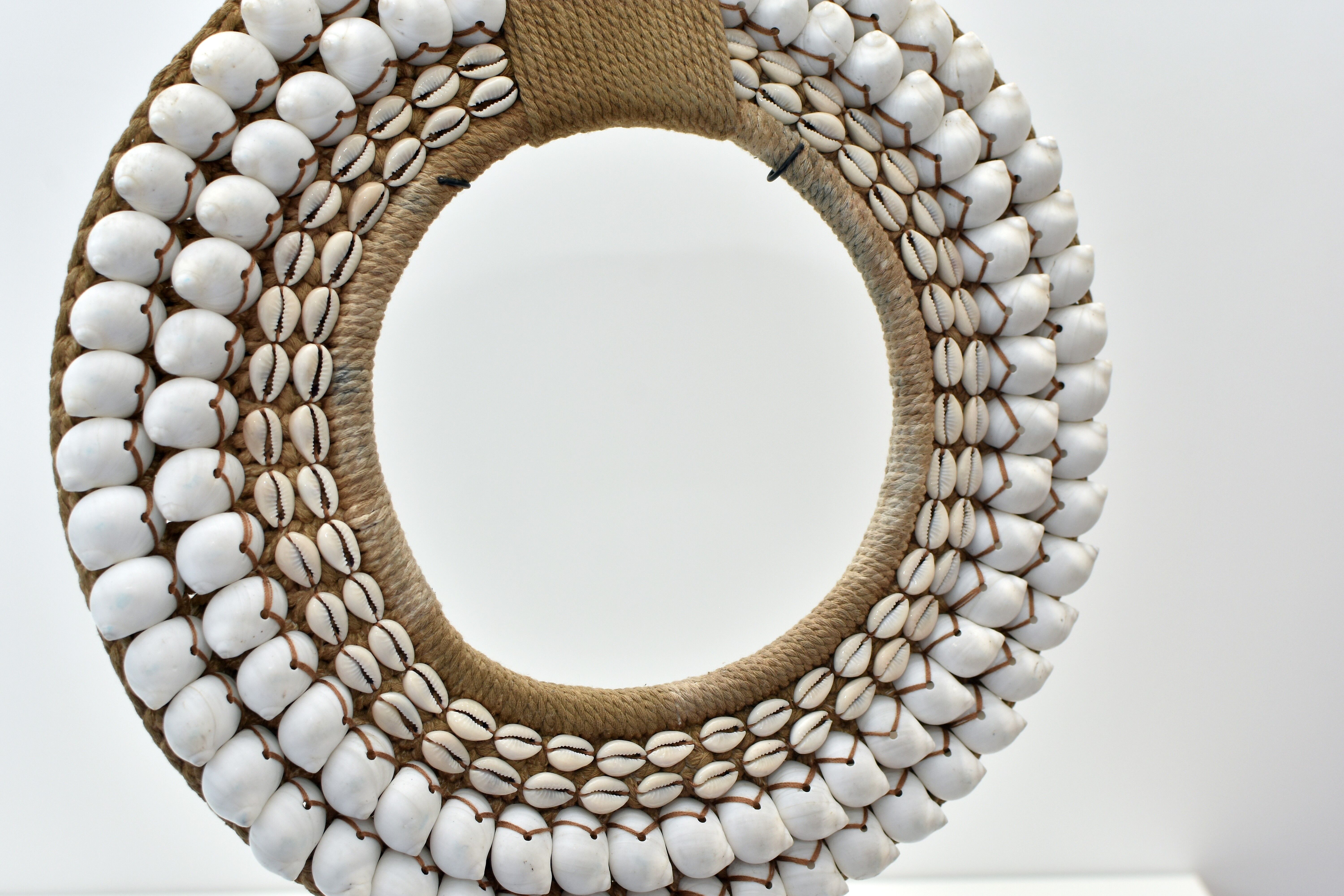 Papou necklace braided in shell