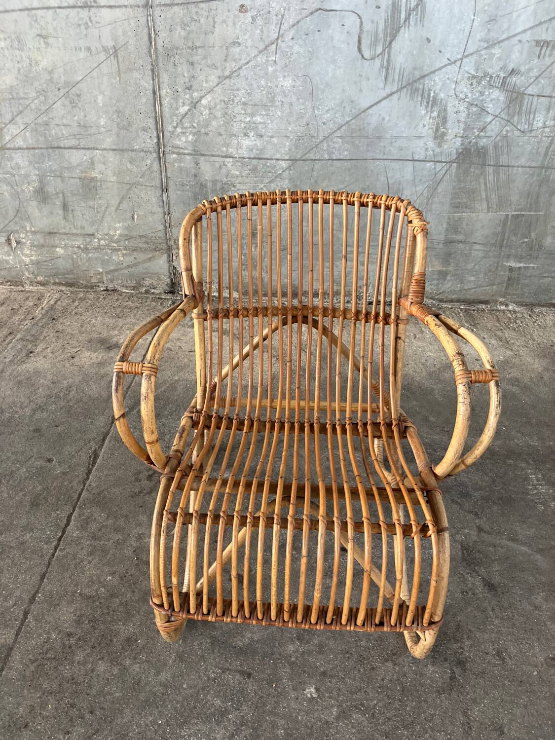 Fauteuil en rotin vintage 1950