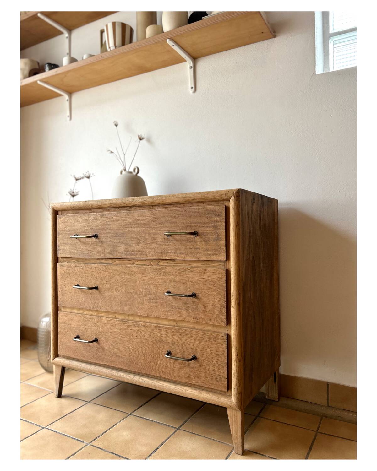 Vintage chest of drawers