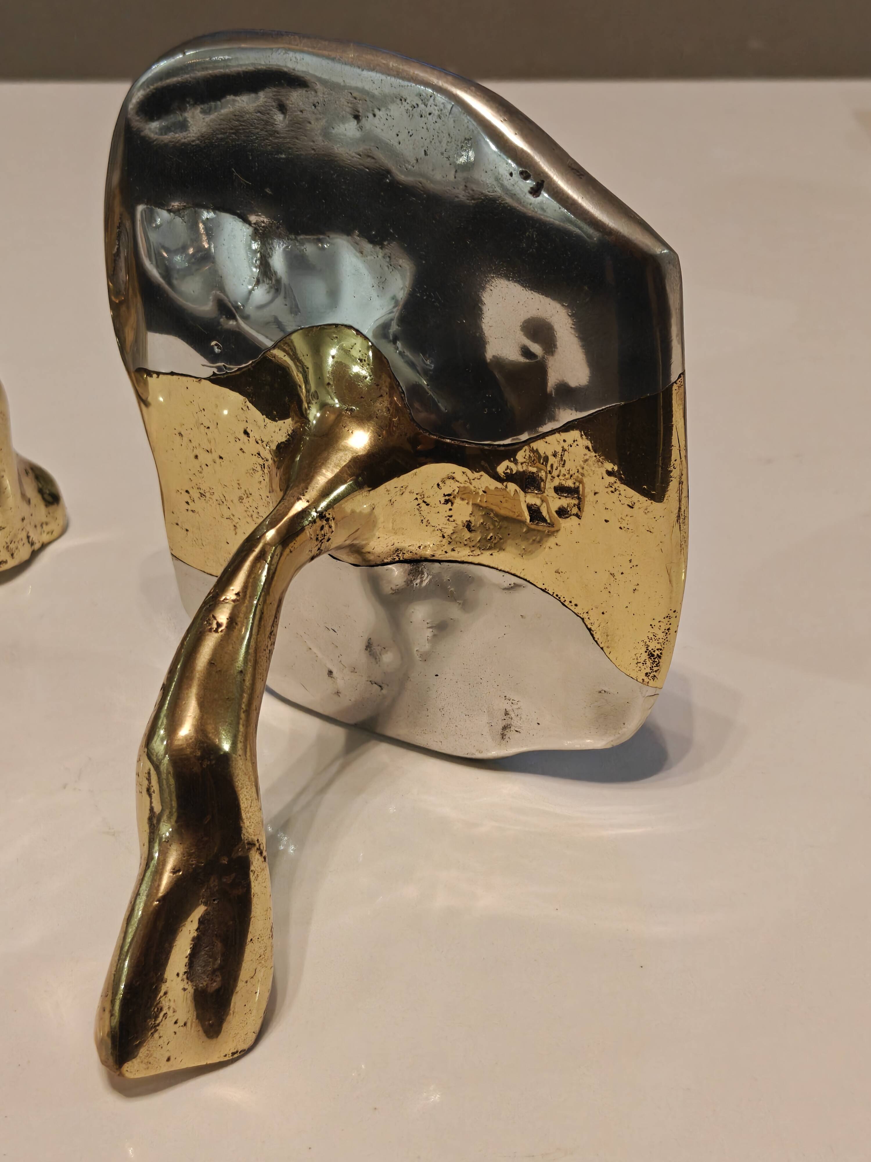 Serre-livres brutalistes David Marshall