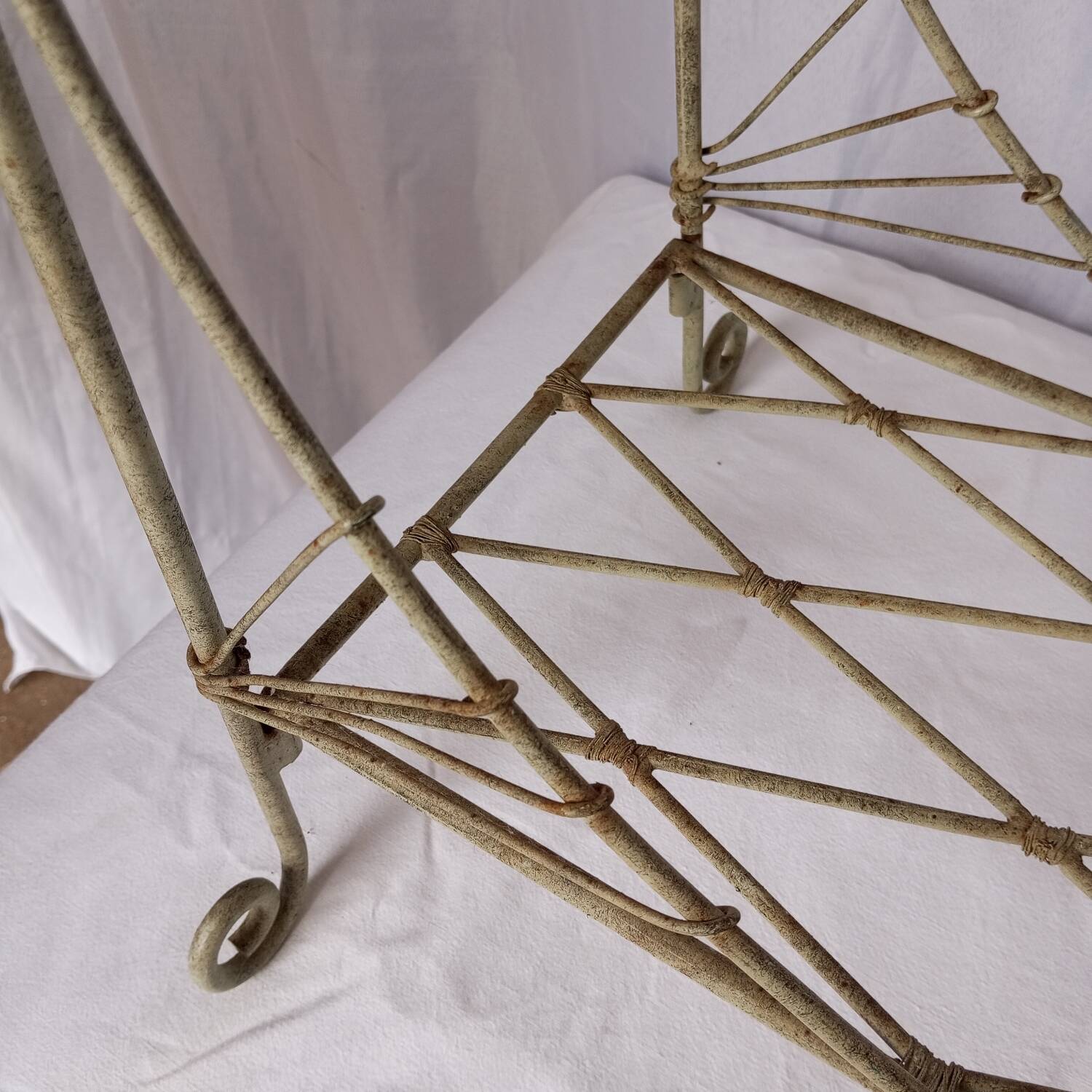 Painted metal planter