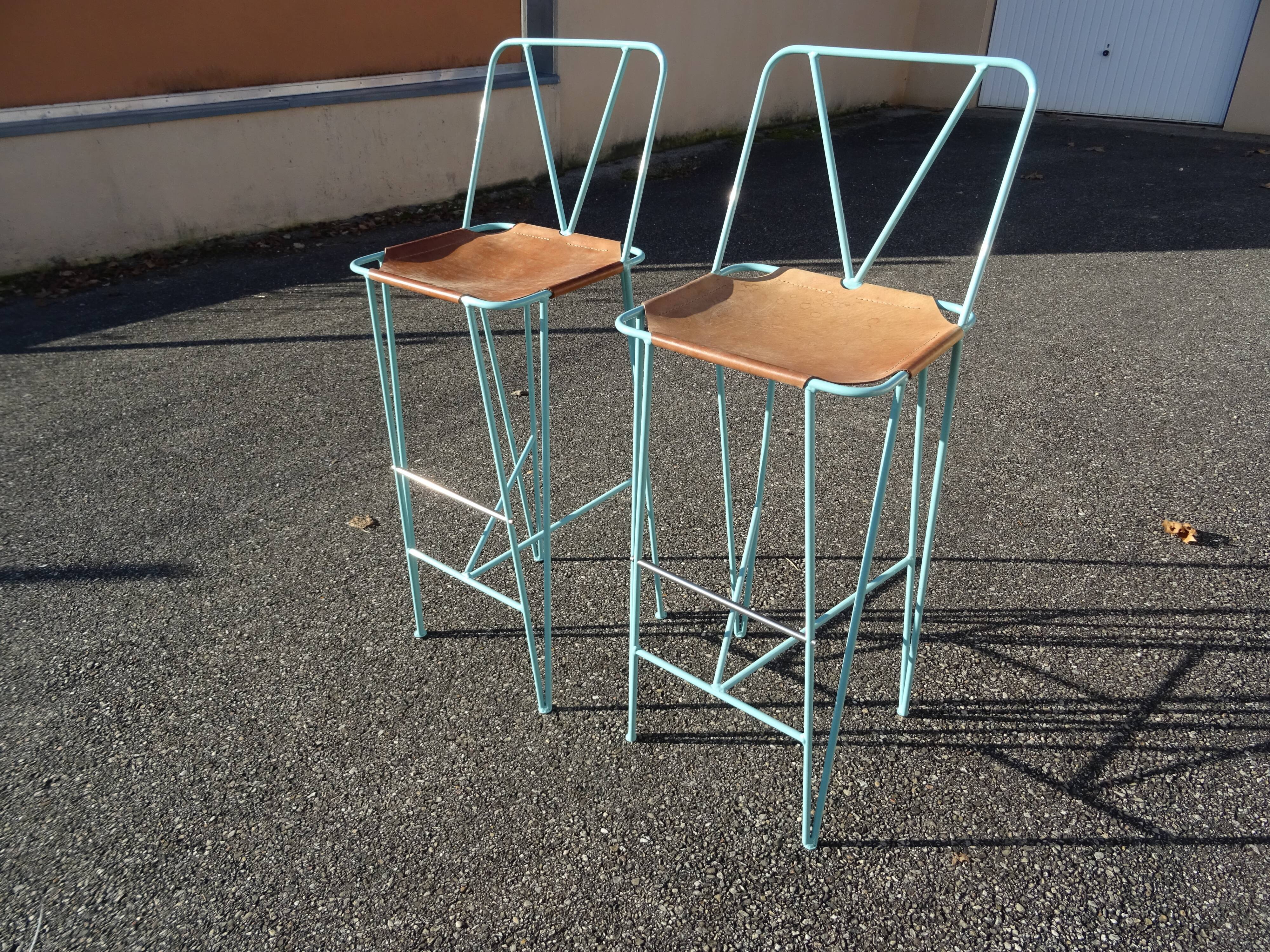 Paire de tabourets hauts tabourets de bar cuir et métal turquoise