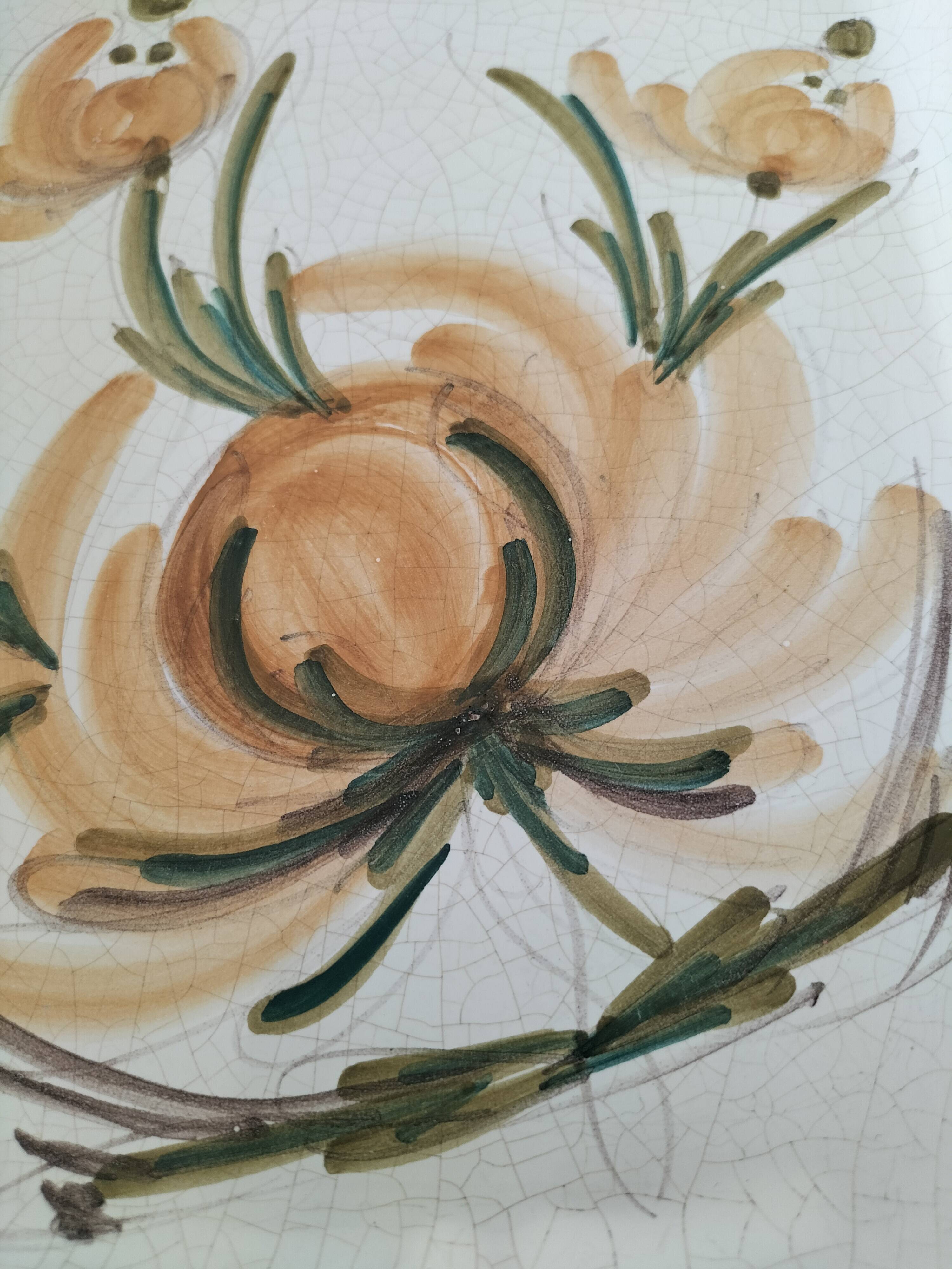 Ceramic dish from Maïthé pottery (Royan)