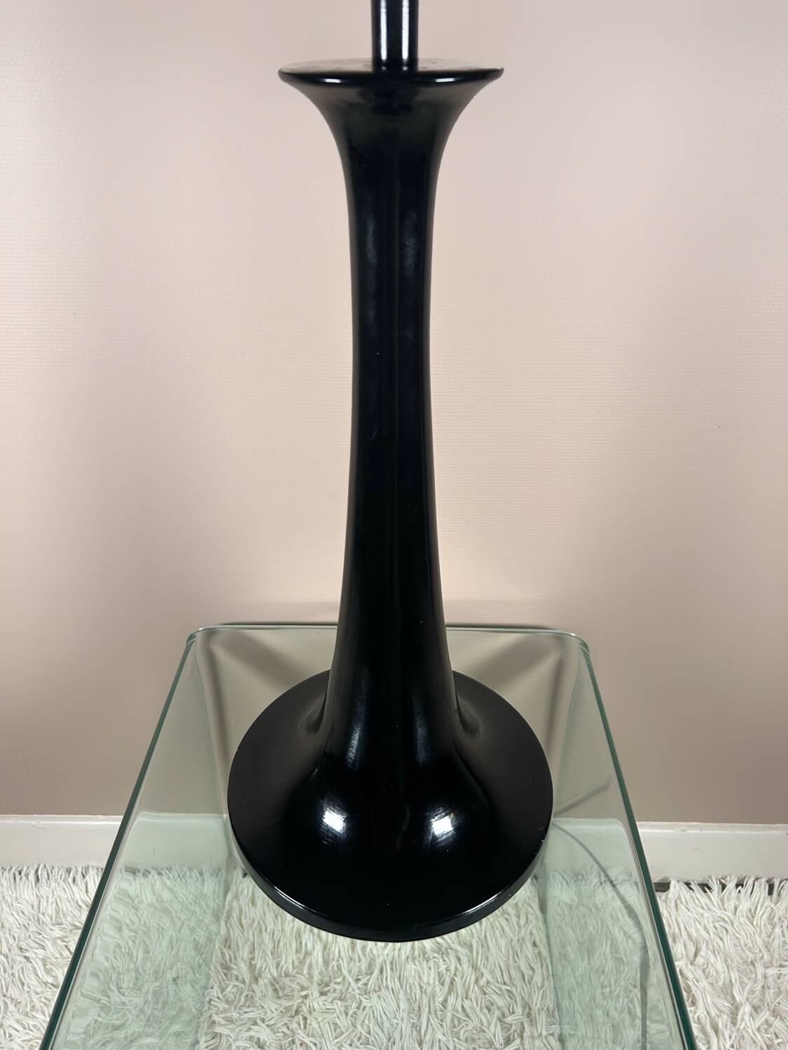 Large 80s designer tulip foot lamp