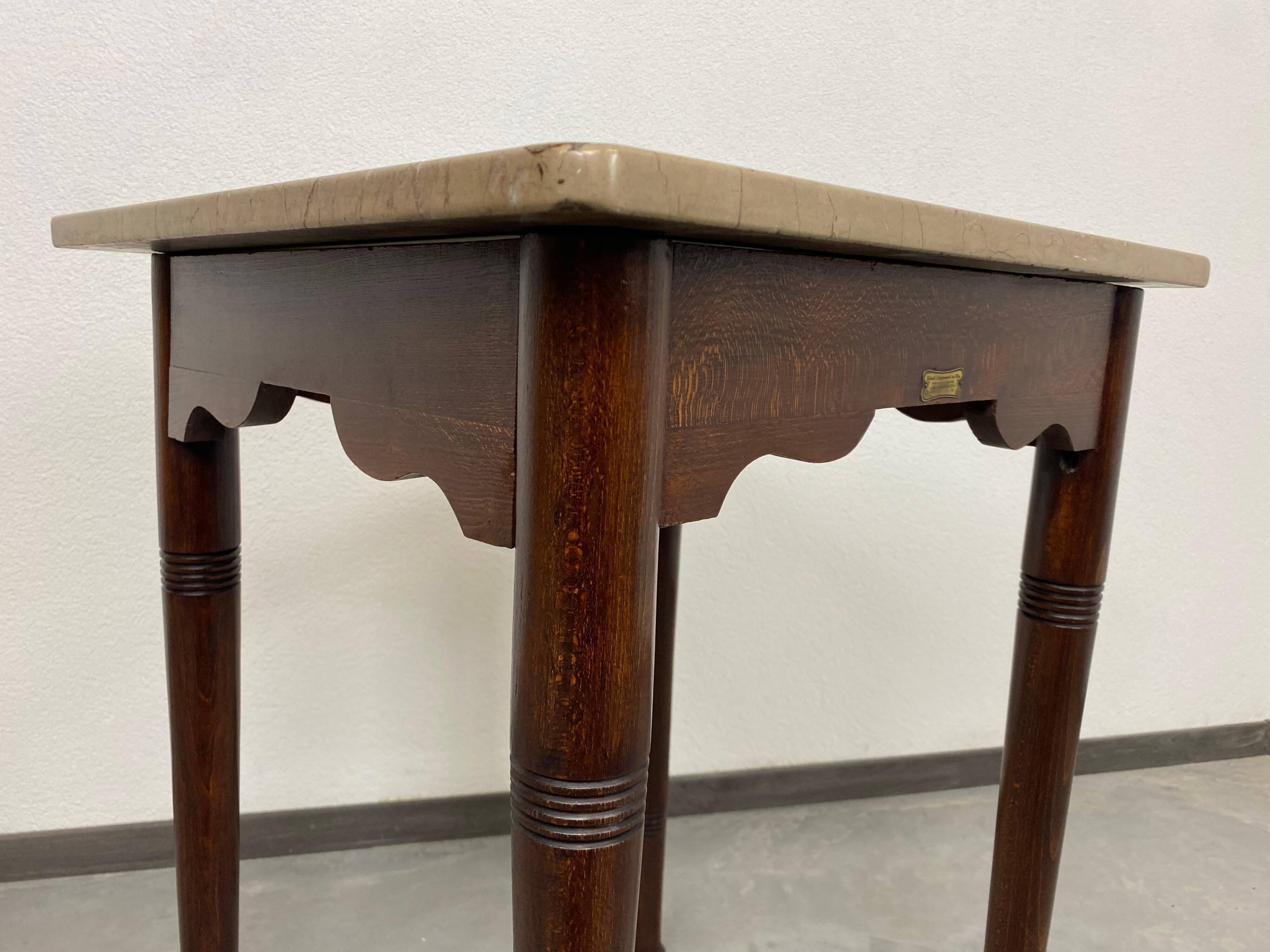 Marble coffee table Secession by Thonet