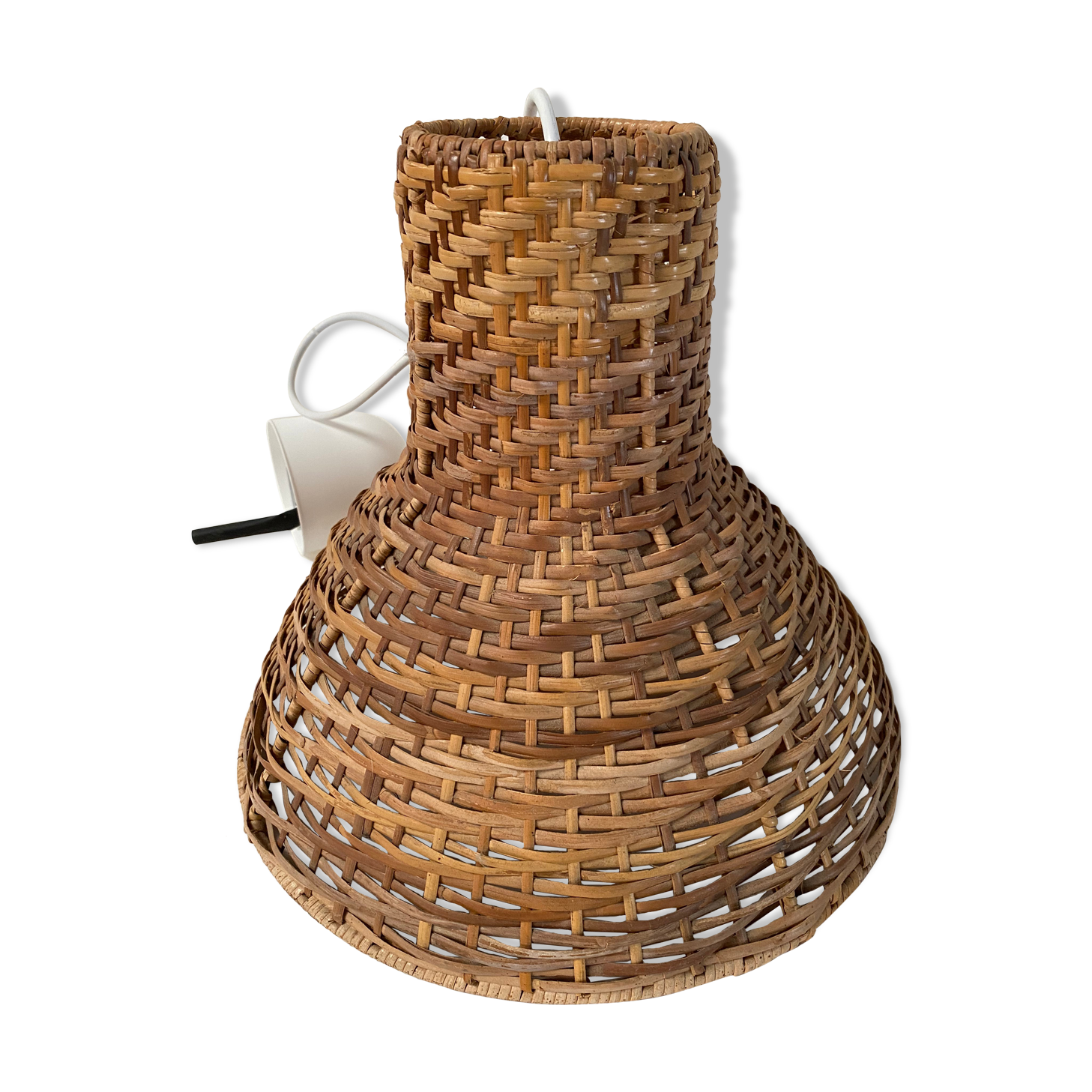 Vintage rattan pendant lamp