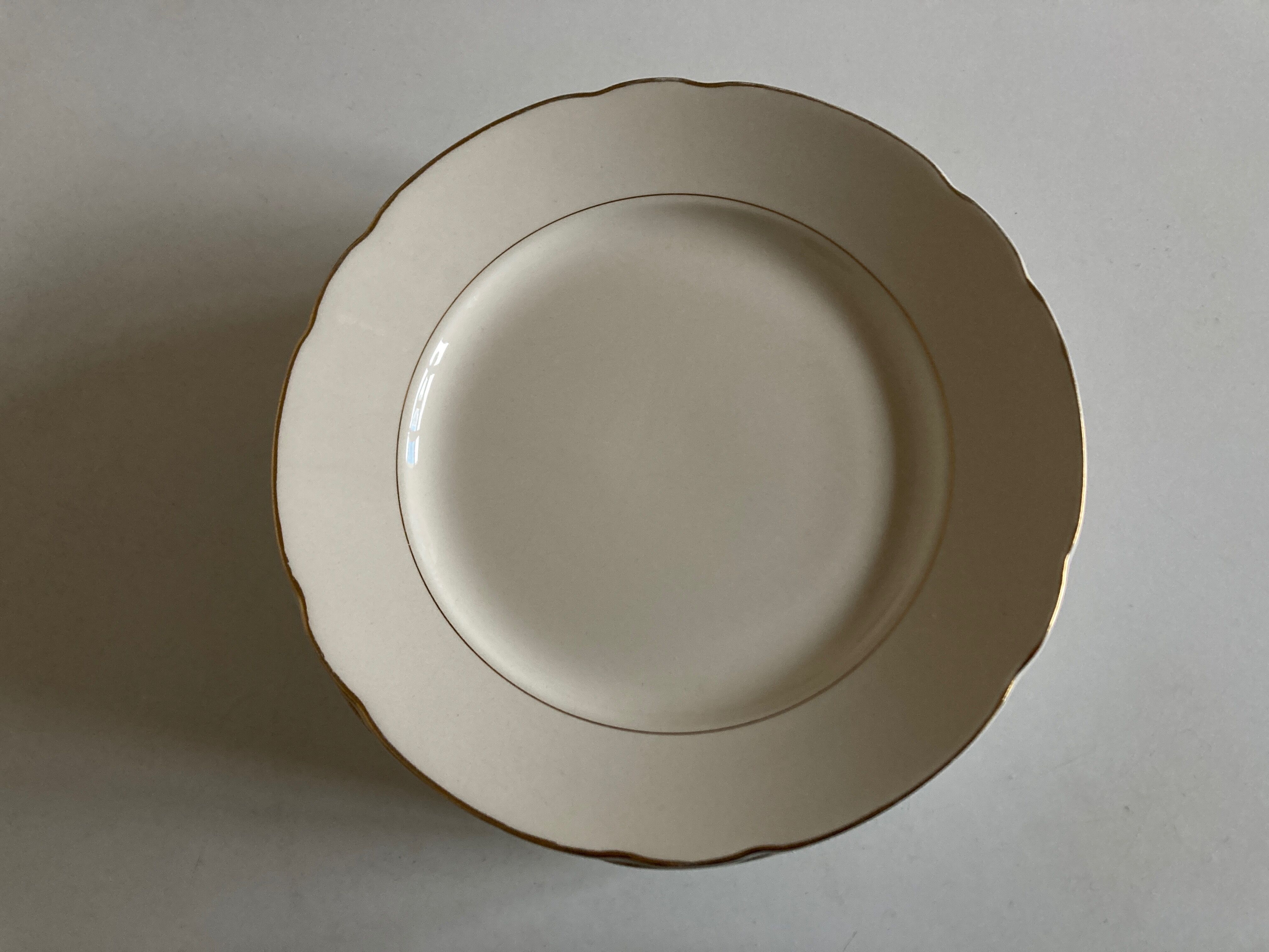 Set of 10 plates 1960 Villeroy & Boch ivory faience with gadroons