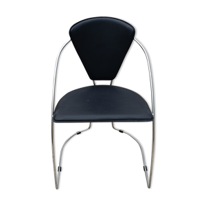 Chaise avec accoudoirs en métal