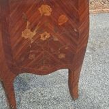 Commode De Style Louix XV En Marqueterie