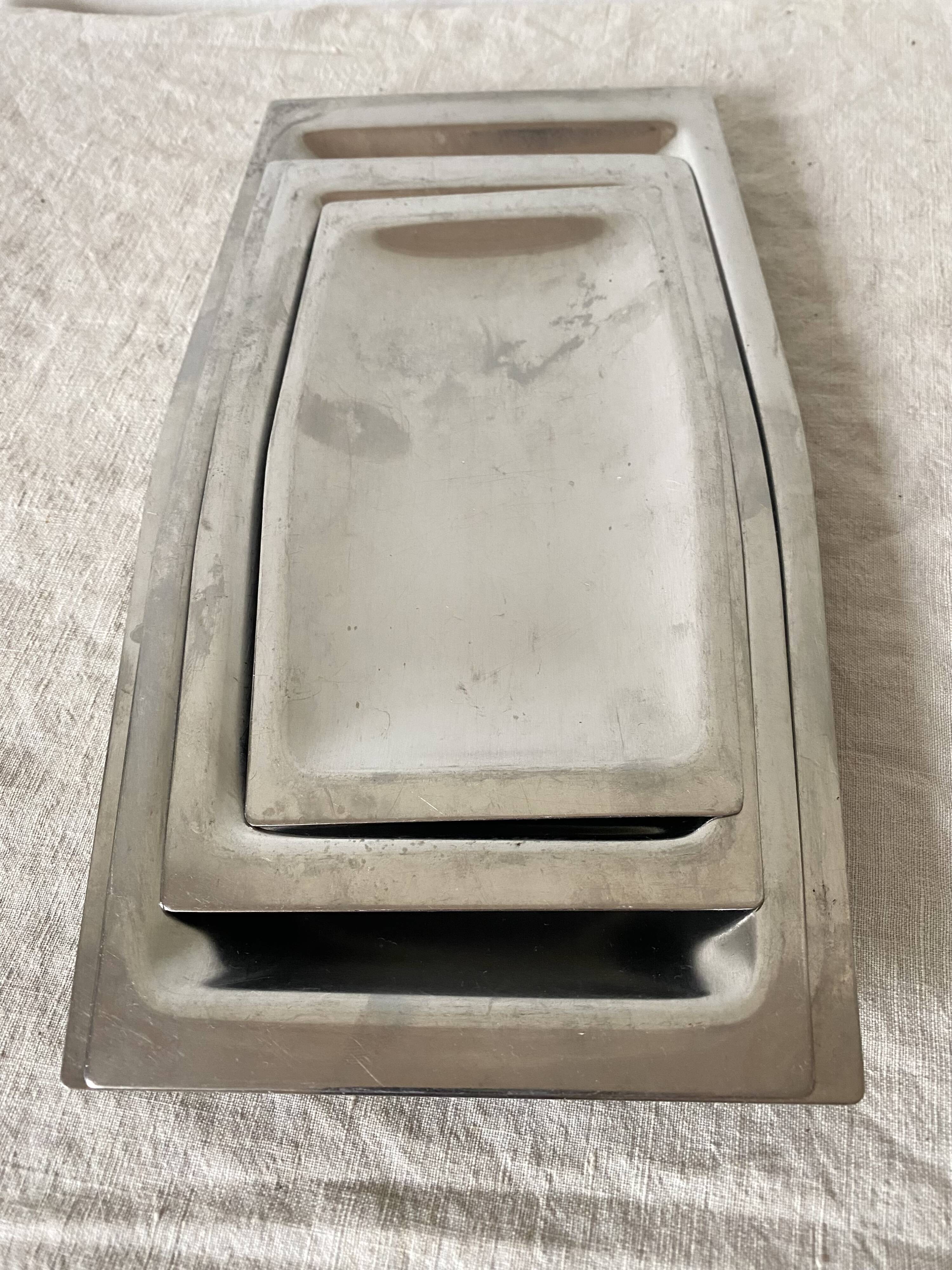 Chichester England stainless steel nesting dishes