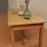 Farm table