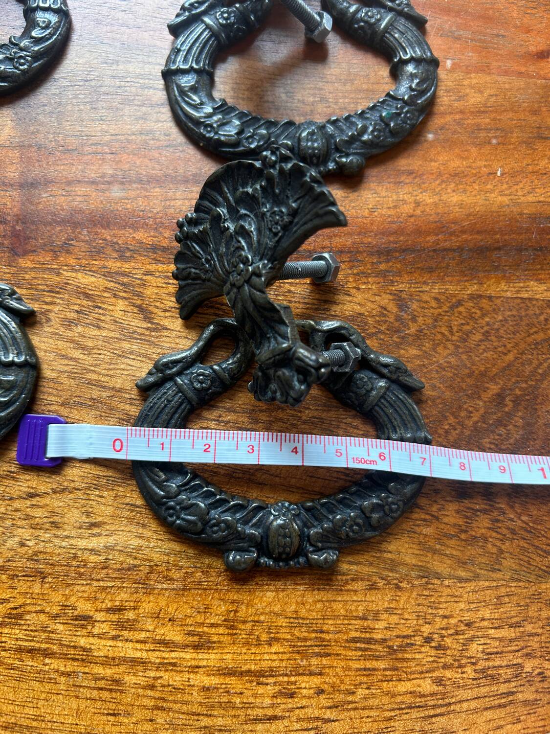 Handles and fittings