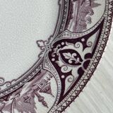 Assiette ancienne à décor oriental violet