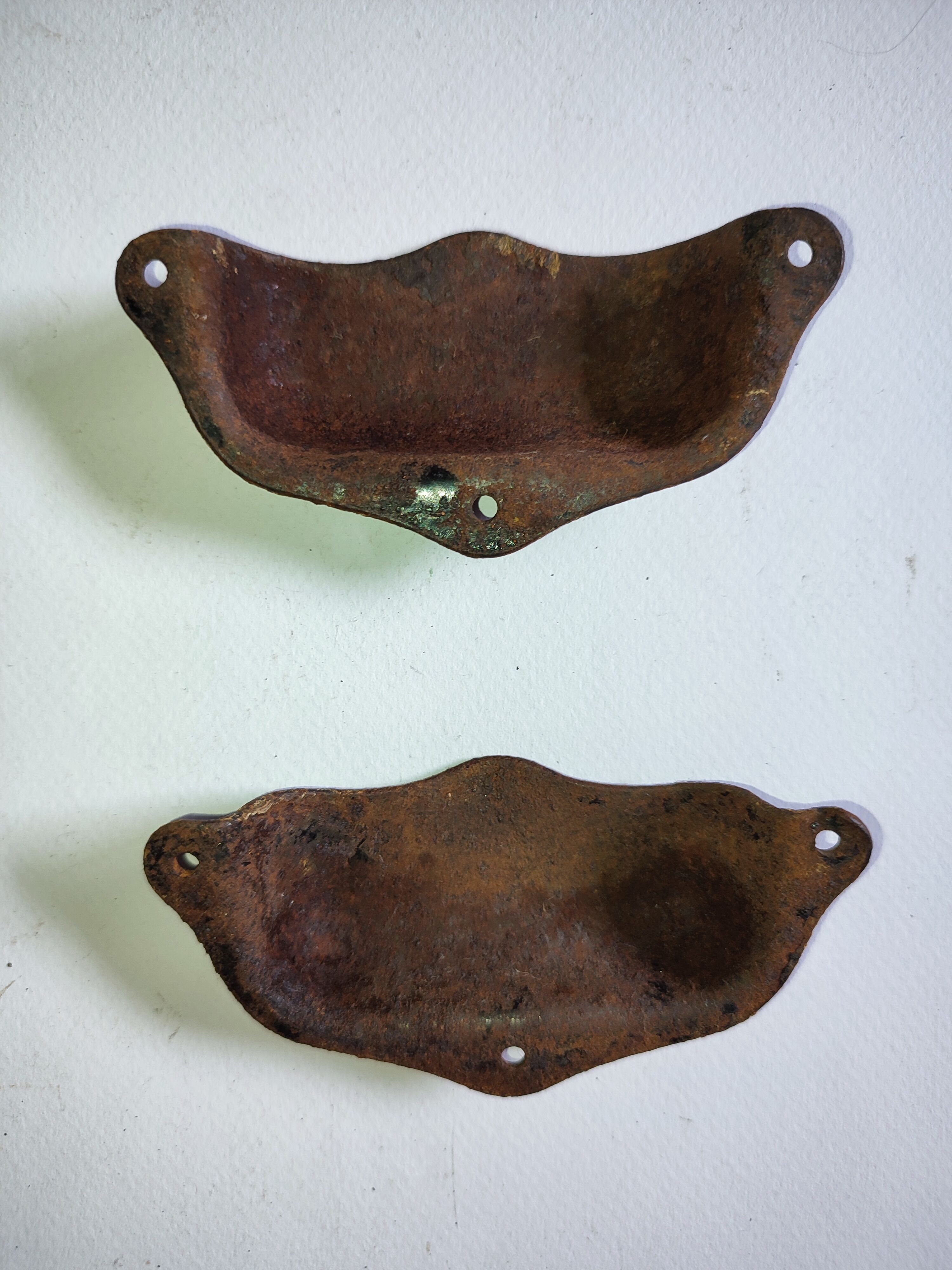 Pair of metal handles "Shell" vintage