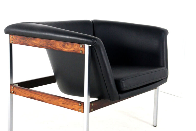 Geoffrey Harcourt for Artifort armchair model 042 - dutch design - restored