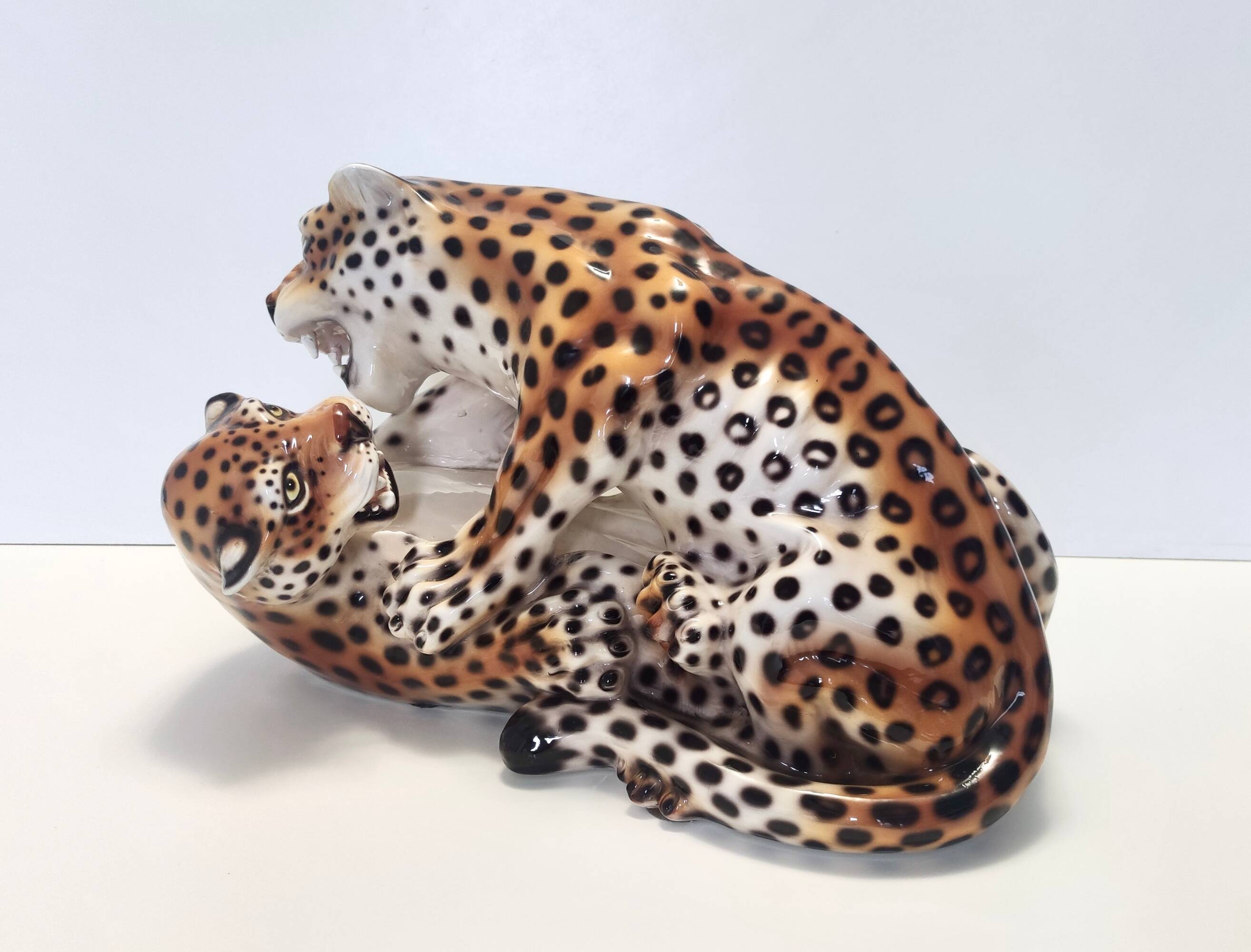 Hand Painted Ceramic Pair of Fighting Jaguars by Giovanni Ronzan, Italy