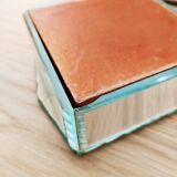 Mirror box