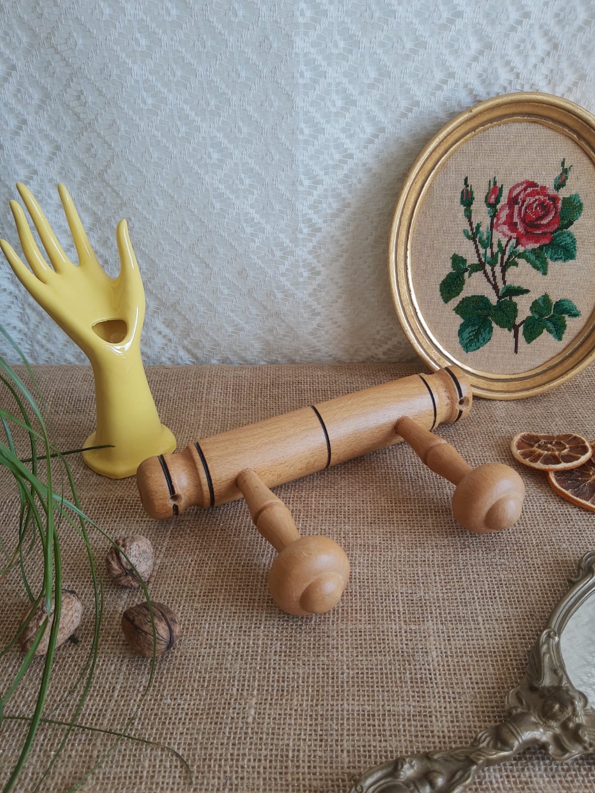 Coat rack 2 wooden hooks - vintage