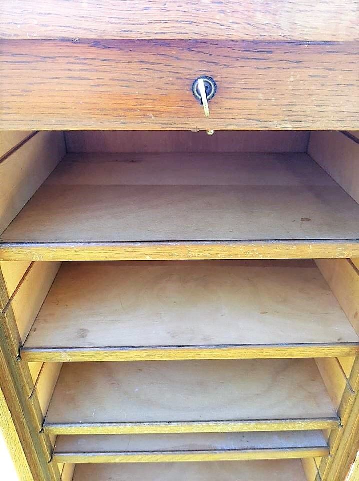 Curtain solid oak furniture