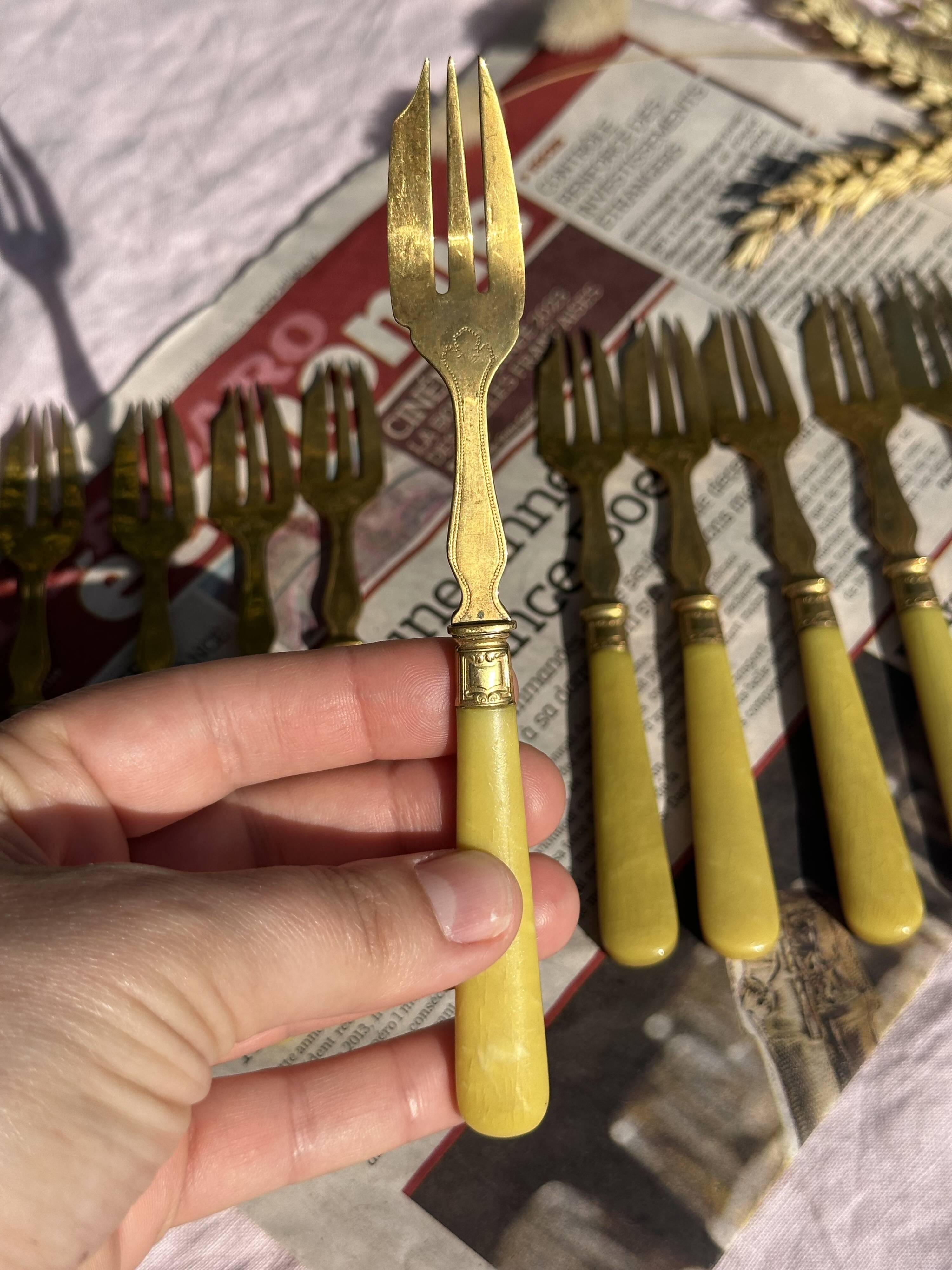 Set of 12 Dessert Cutlery - 1930s - Vintage Dessert Forks
