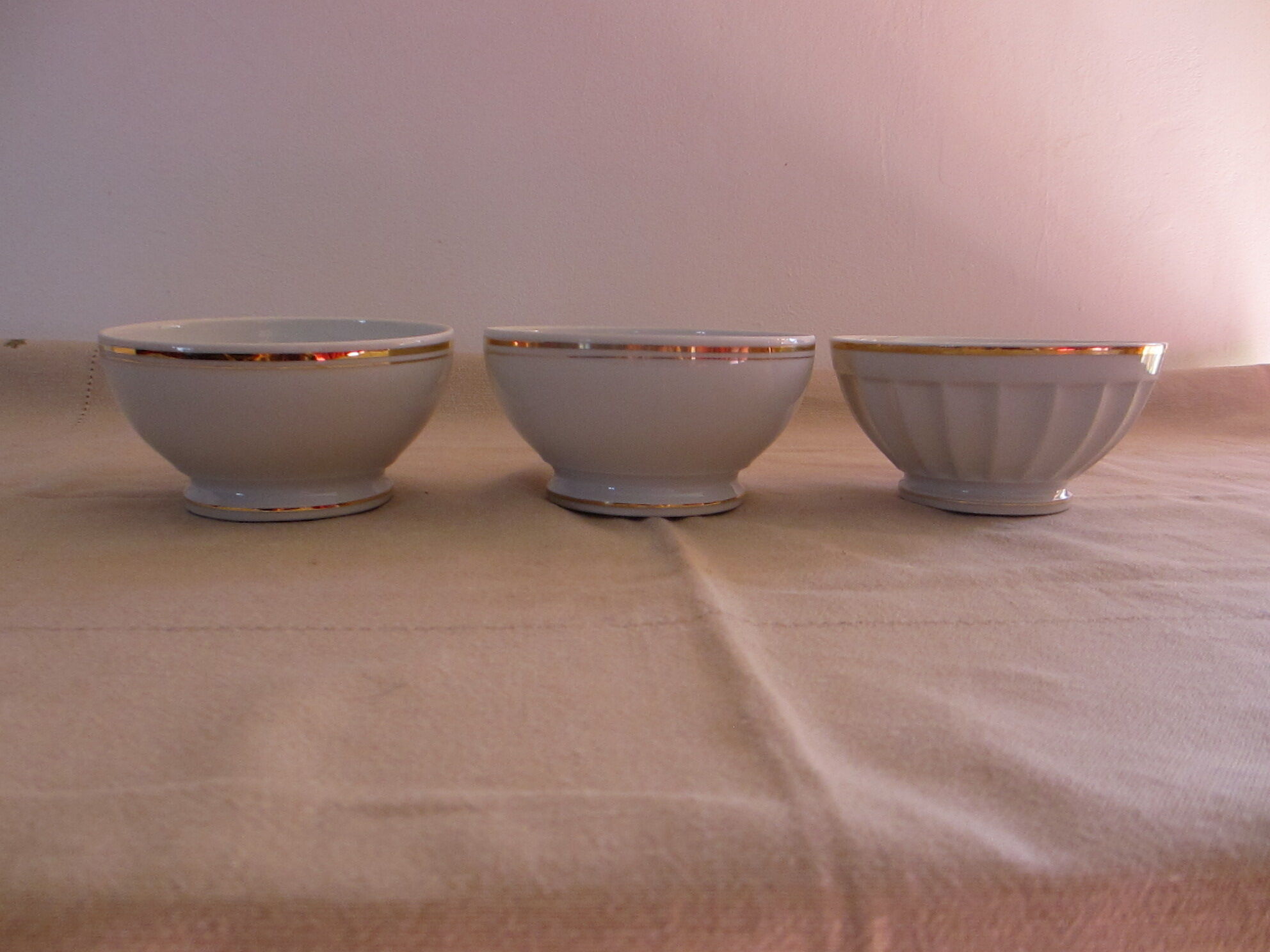 3 bols en porcelaine du berry