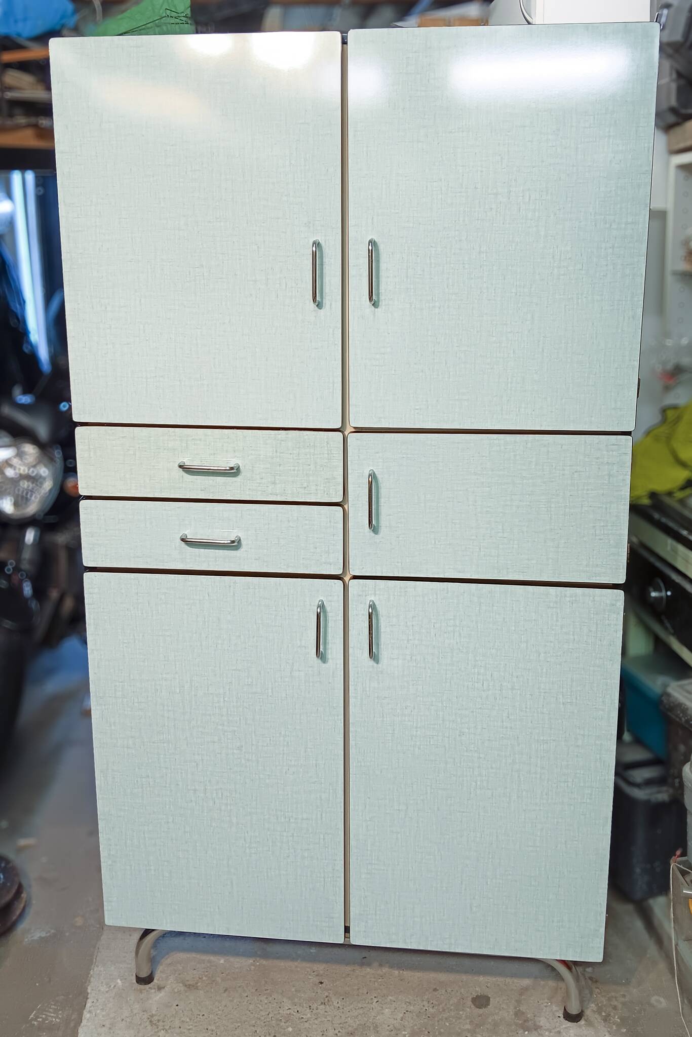 Buffet colonne vintage Formica bleu-vert