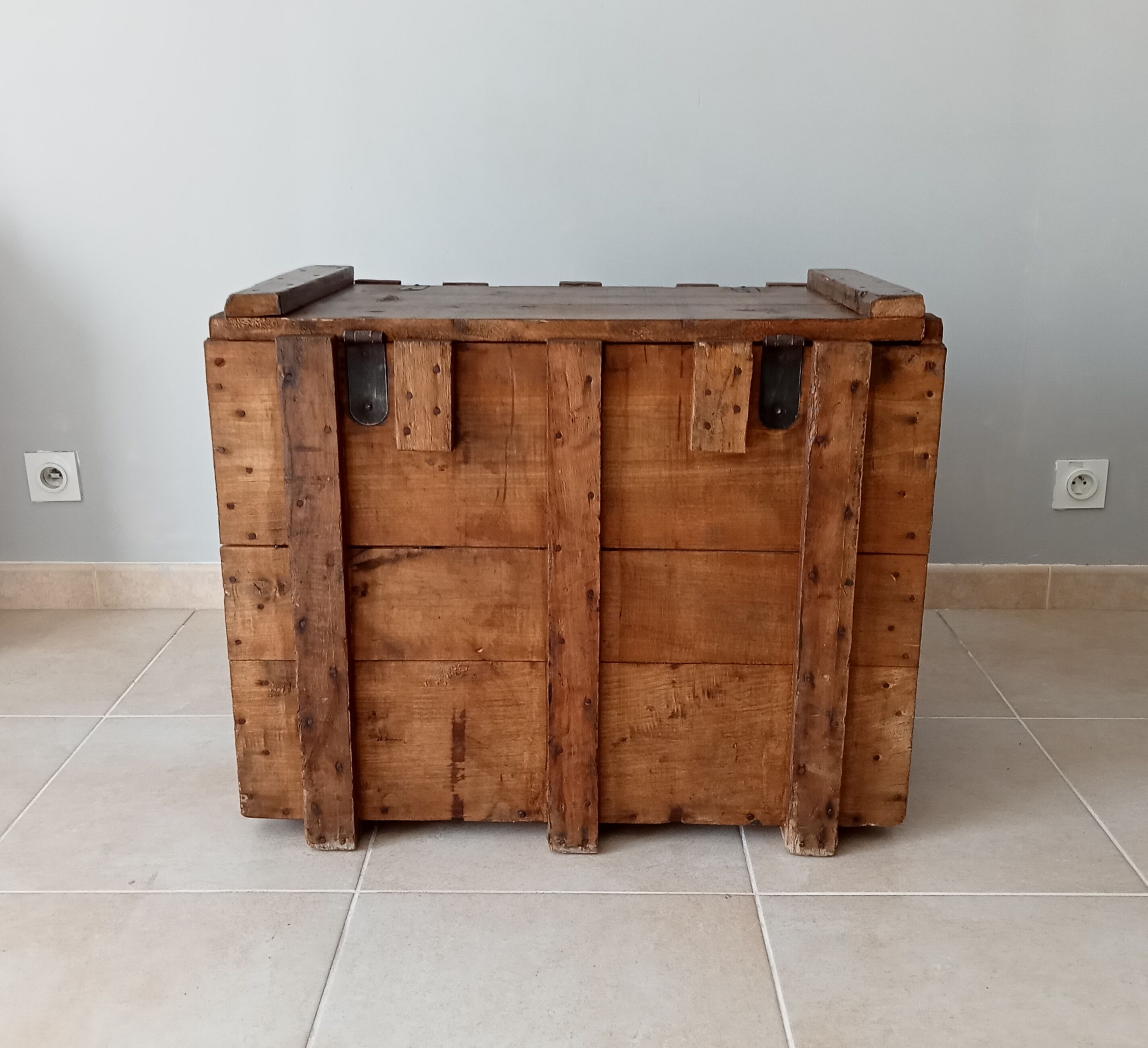 Old military trunk 40/50s