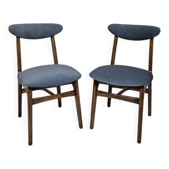Renovated pair of chairs by Rajmund Hałas, type 200-190, Poland 1960s