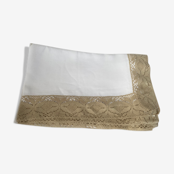 Linen-lined lineclomated linen